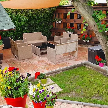 Guest house Fruzsi Vendeghaz