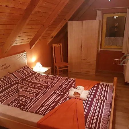 Fruzsi Vendeghaz Πανσιόν Szentbekkalla